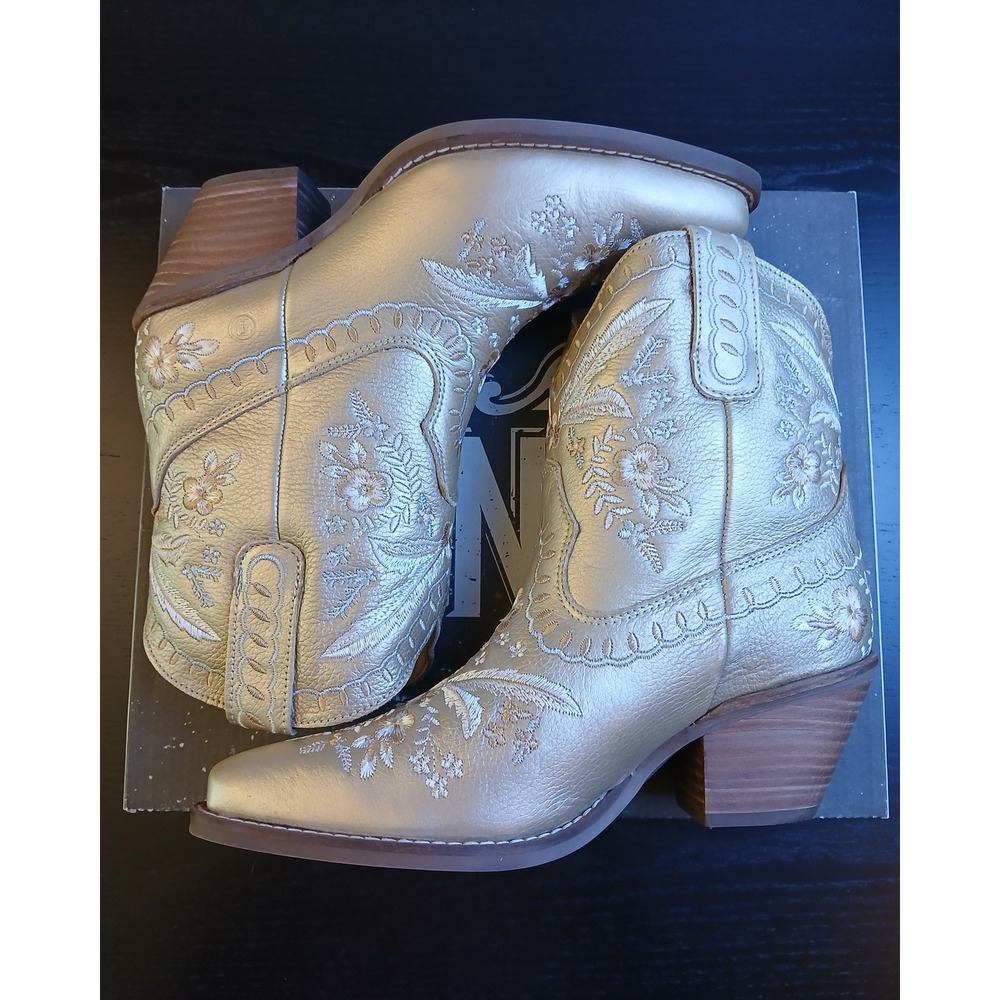Dingo Primrose Gold Metallic Leather Floral Embroidered Western Ankle Boots Sz 8